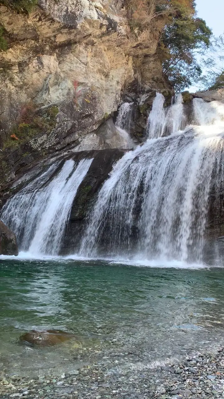 アメガエリの滝の写真