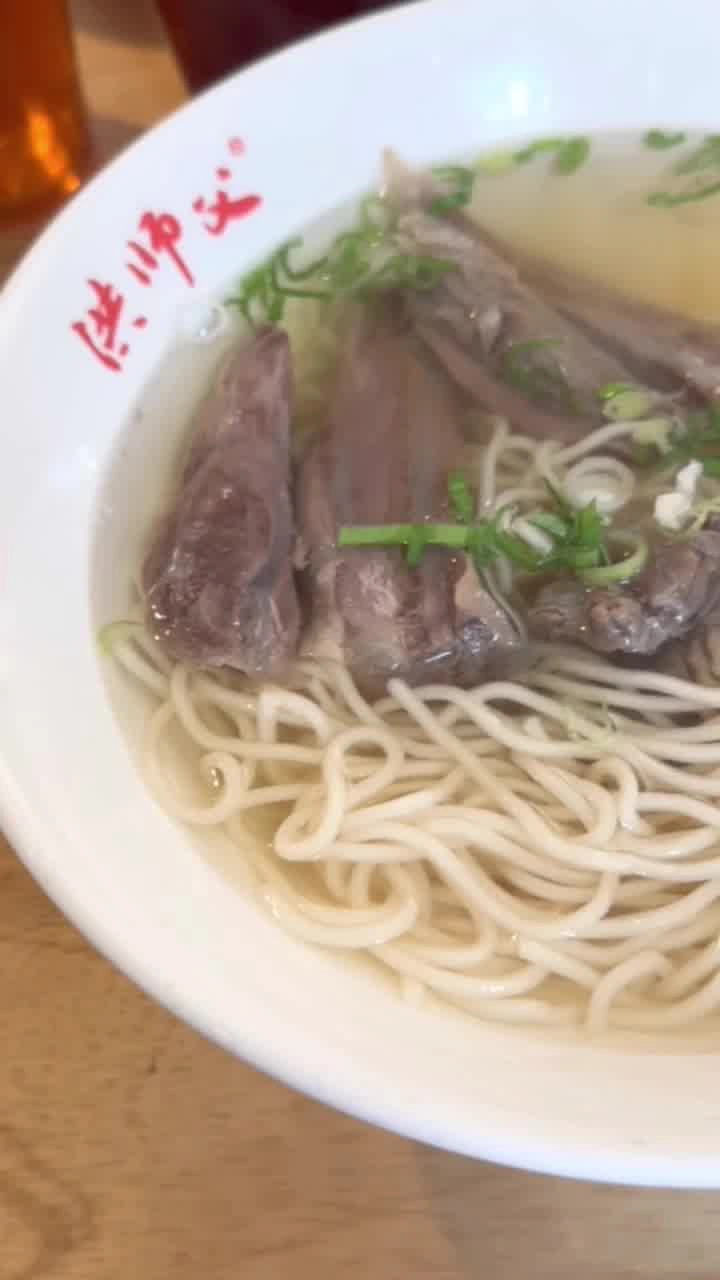 洪師父冠軍牛肉面建北店の写真